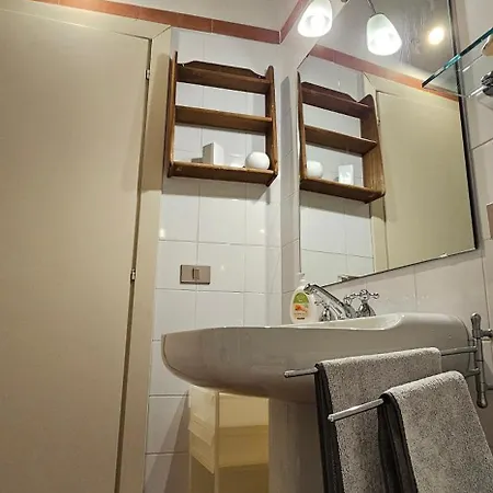 Monolocale In Palazzo D'epoca Apartman *