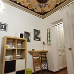 Monolocale In Palazzo D'epoca *