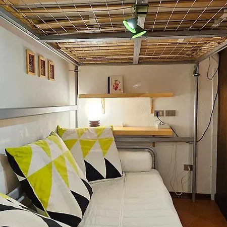 Monolocale In Palazzo D'epoca *