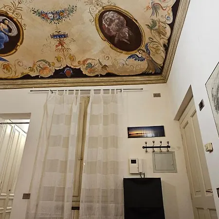 Apartamento Monolocale In Palazzo D'epoca *