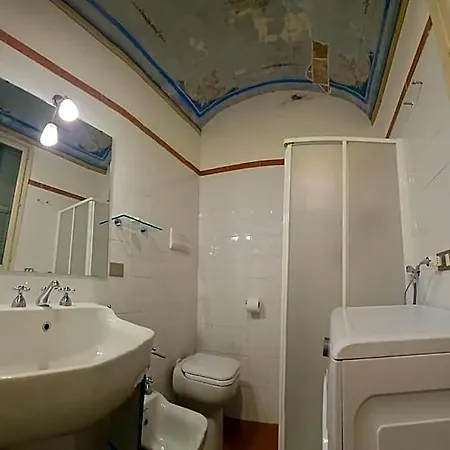 Monolocale In Palazzo D'epoca Perugia