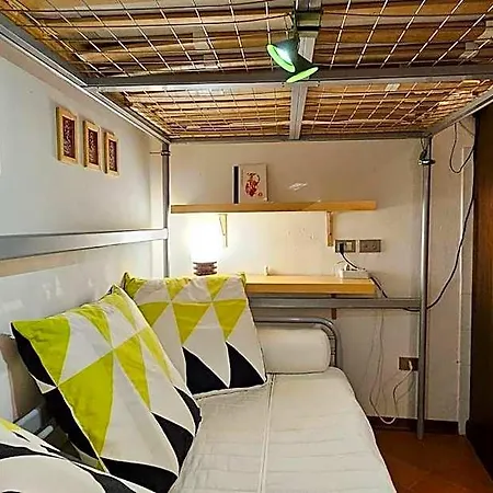 Appartement Monolocale In Palazzo D'epoca